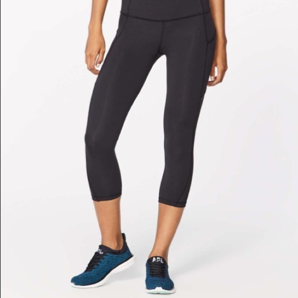 Lululemon Run On Crop (21") Black